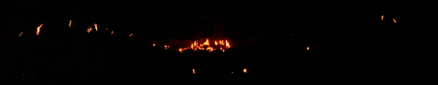 Amlwch 2004 (Gorm) burning boat 1.jpg